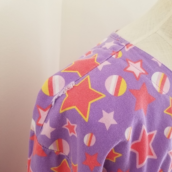 Hub-A-Dub-Scrubs | Planets And Stars Plus Size Snap Front Scrub Top - Picture 3 of 11